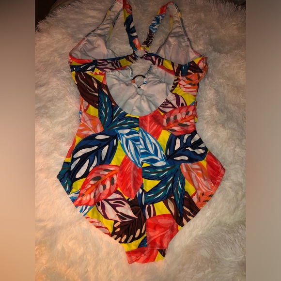 White and Multicolor Swimsuit - Picture 8 of 12